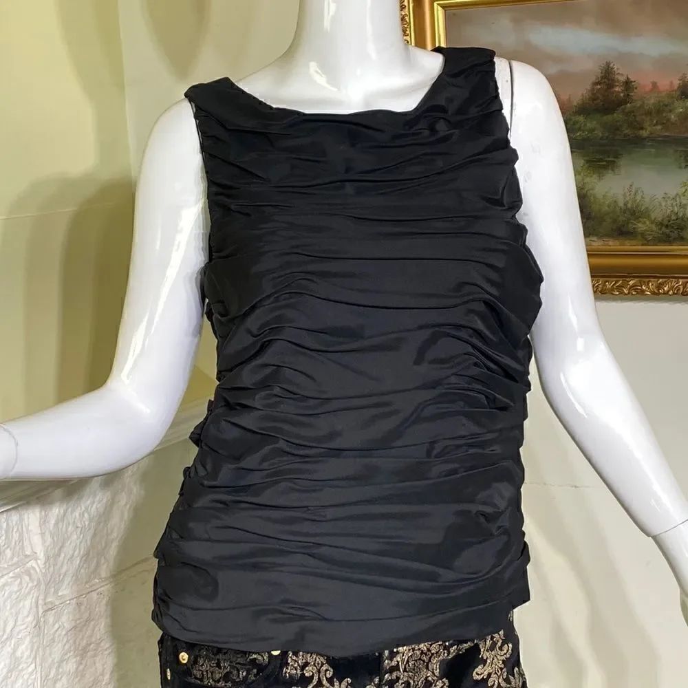 Calvin Klein Rushed Sleeveless Top - Picture 3 of 16